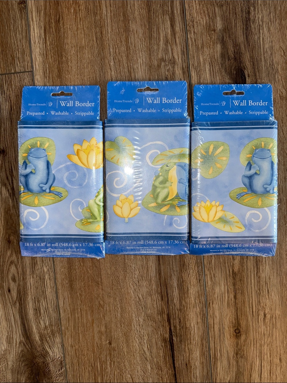 Vintage Blue Frog & Lily Pad Wall Border